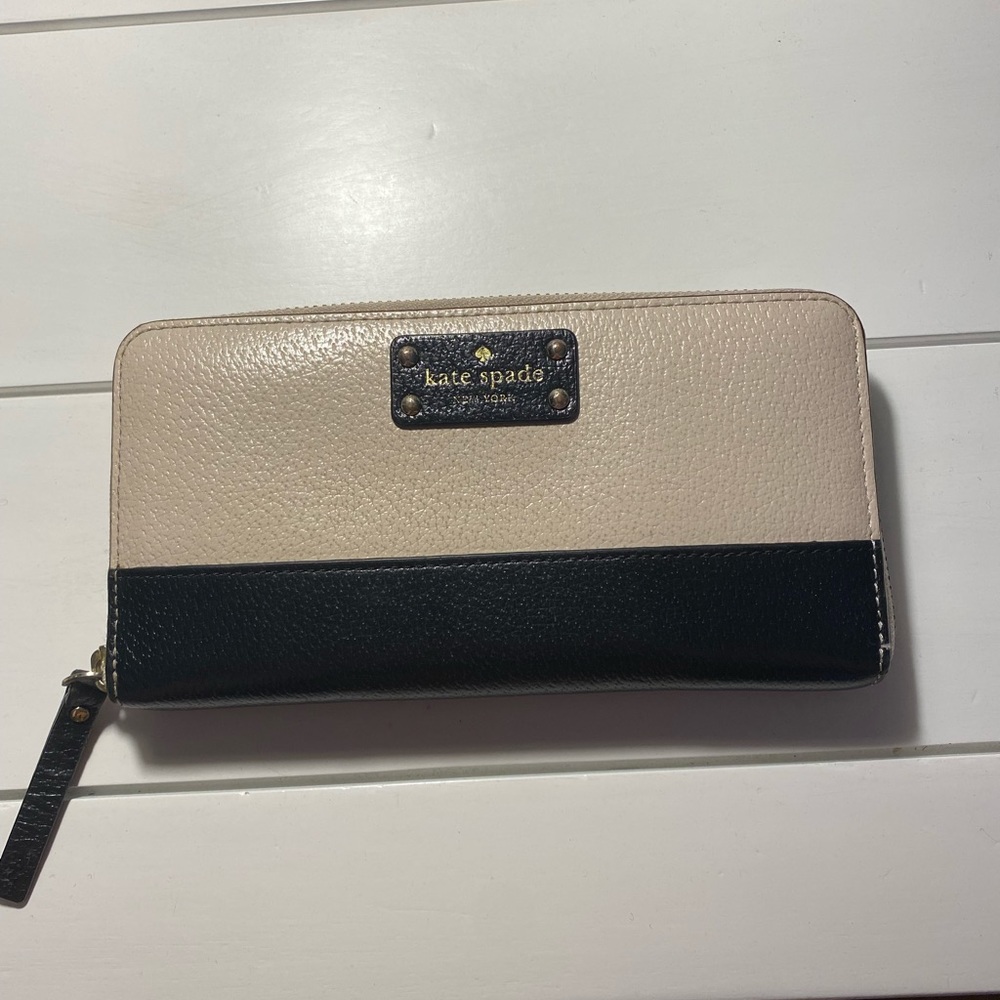 Kate Spade Long Wallet
